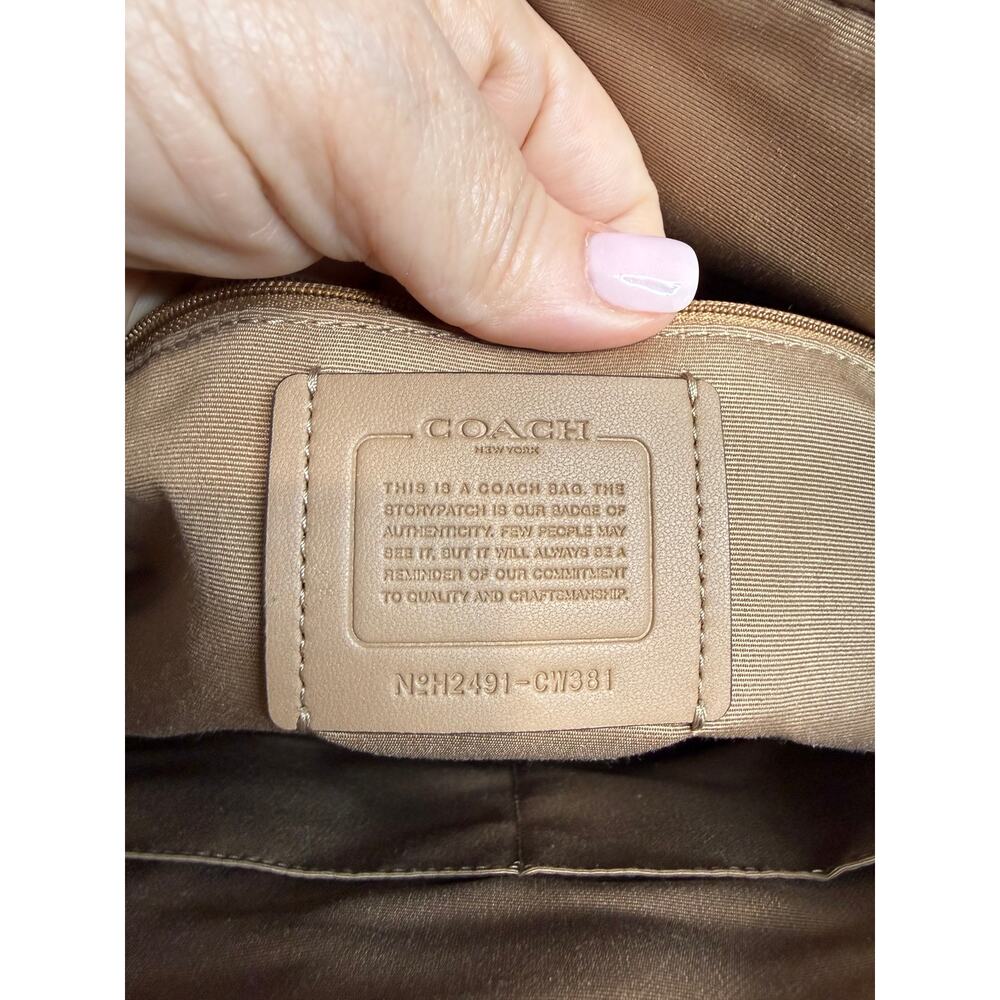 Coach Gallery Tote — EUC - Picture 5 of 5